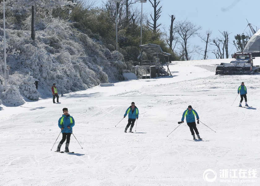 安吉：江南天池滑雪場開滑嘍