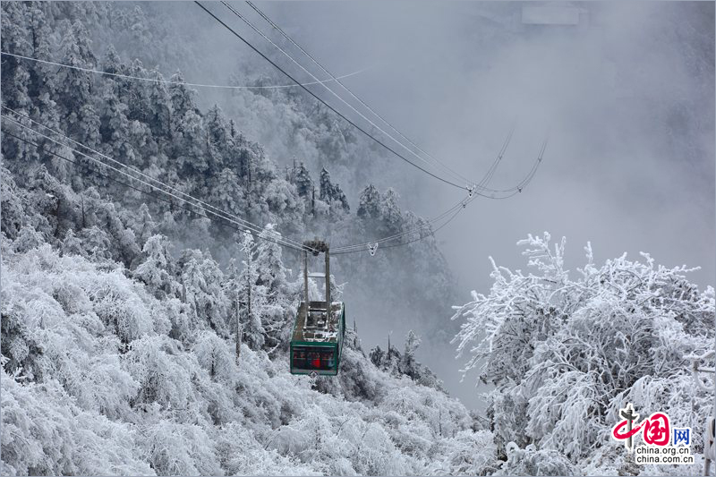 雪域盛景迎賓客 峨眉山冰雪溫泉節大幕拉開