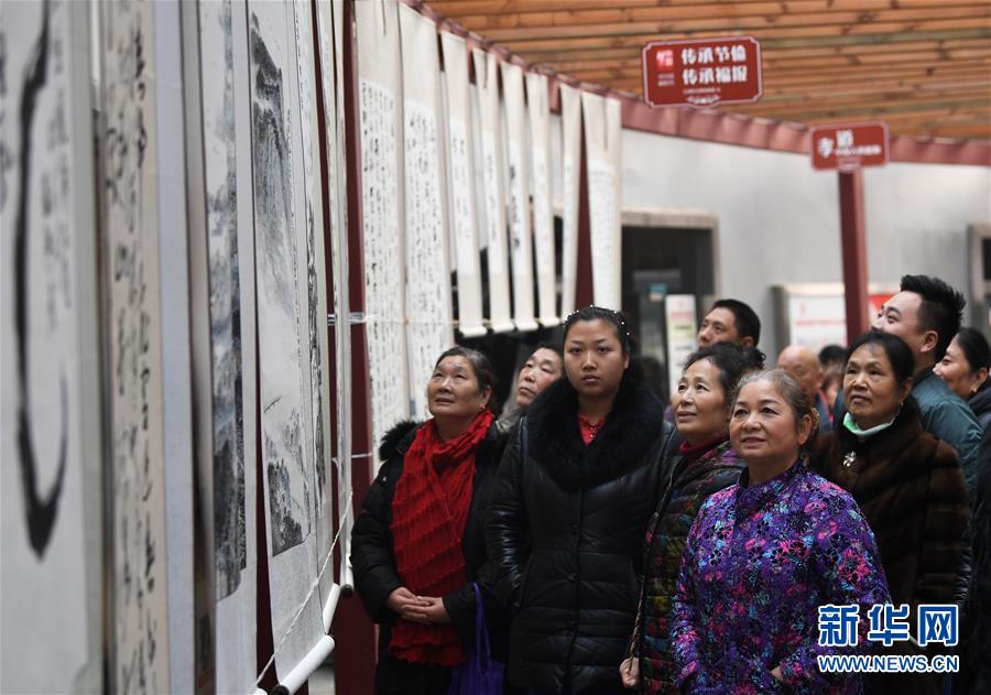 重慶：社區裏的“文化大餐”