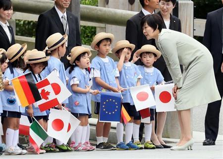 奧巴馬訪伊勢神宮遲到 安倍苦等拍照磨時間(圖)