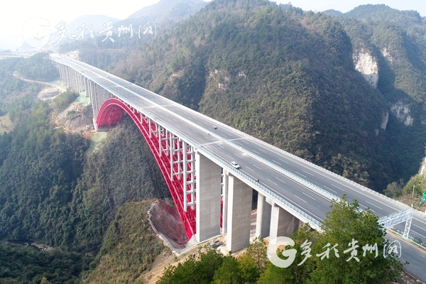 （大交通）終於等到你！ 蘭海高速遵貴擴容工程1月2日12點通車試運行