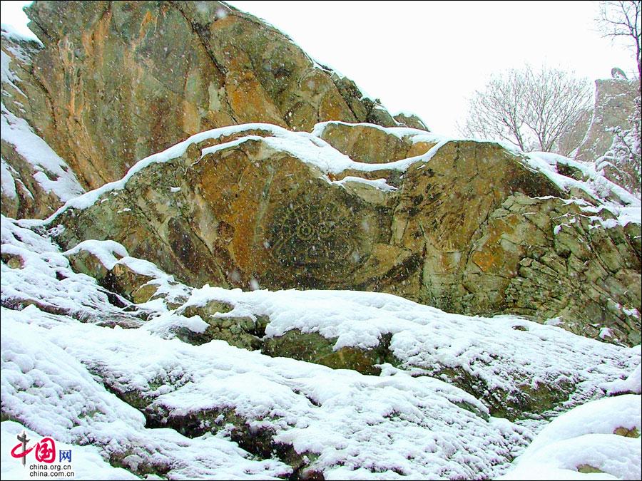 賀蘭山岩畫：讓你魂牽夢繞的冰雪世界