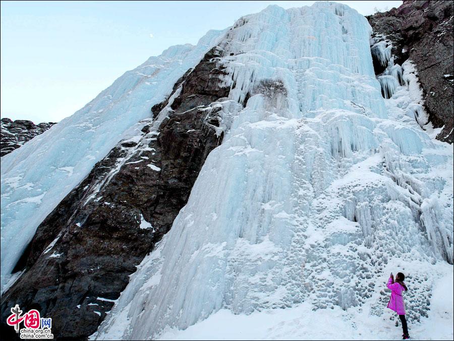 賀蘭山岩畫：讓你魂牽夢繞的冰雪世界