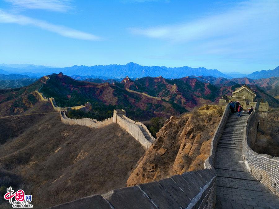 一元復始古長城 深呼吸蔚藍金山嶺