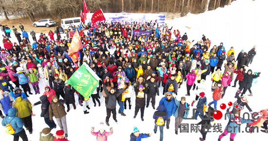 1400多人長春凈月潭雪地徒步穿越