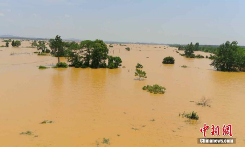 南方大範圍高溫天氣持續 局地體感溫度可達45℃