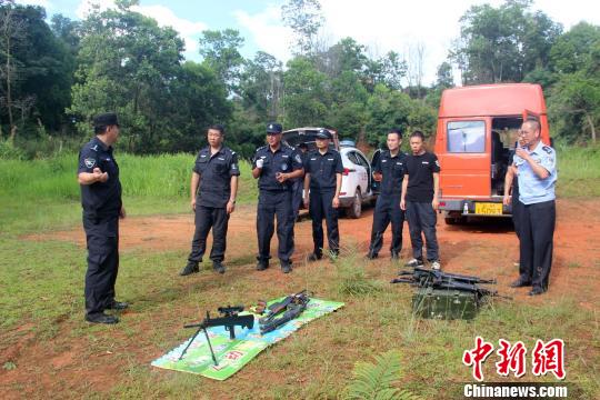 西雙版納野象傷人事件頻發 森林公安積極應對