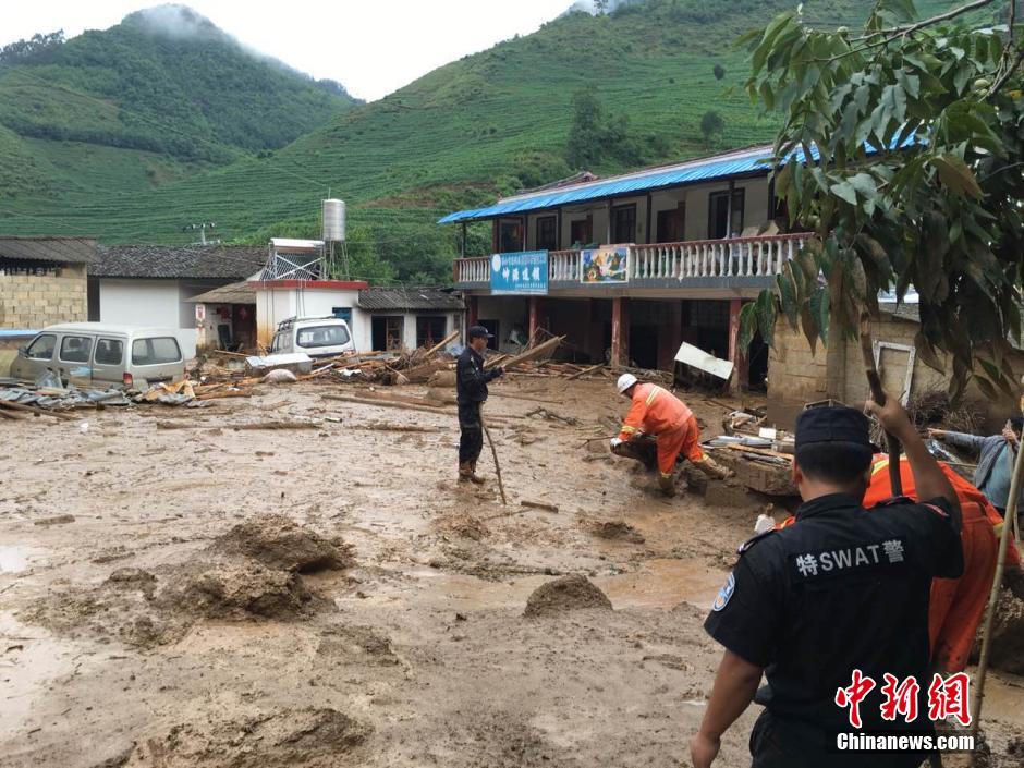 雲南一村莊發生泥石流致1人失聯3人受傷