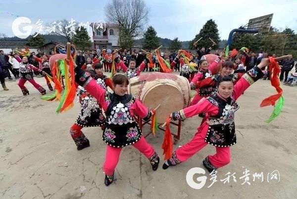 （市州）松桃：傳承花鼓技藝 弘揚苗族文化