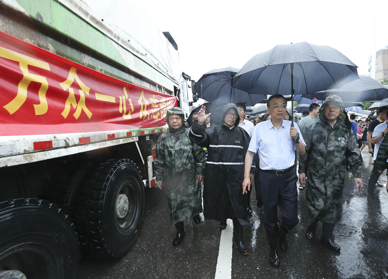 李克強：重大堤防工程必須明確終身責任制