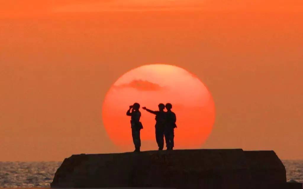 強軍勁評丨由大向強的中國，需要一支什麼樣的軍隊