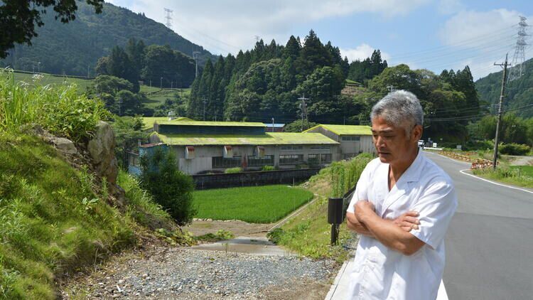 日本鄉村地區人口減少 馬路上常有野熊隨意漫步