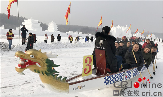 圖片默認標題_fororder_圖二 ：比賽進行中，參賽隊伍向終點進發。攝影 李鵬