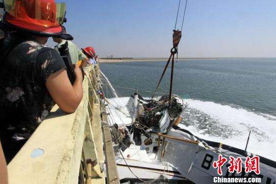 上海金山水上飛機事故致5死 飛機起飛時曾盤旋數次