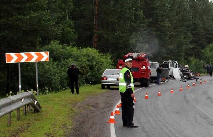 俄發生五車連環相撞事故 致3人死亡4人受傷