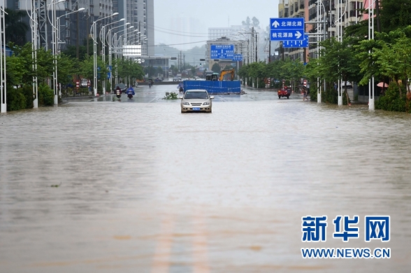 颱風“妮妲”余威肆虐 “逢雨必澇”暴露建管問題