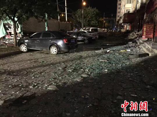 蘭州電石車爆炸致多人受傷 周邊居民樓玻璃被震碎