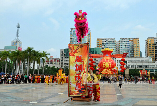 【八桂大地-圖文】龍獅競舞 梧州市舉辦2018龍獅鬧元宵大型展示活動