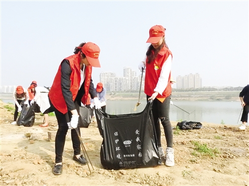 【焦點圖】【八桂大地-南寧】（首頁標題）南寧市各縣區開展學雷鋒活動（內容頁標題）讓志願服務蔚然成風 南寧市各縣區開展學雷鋒活動