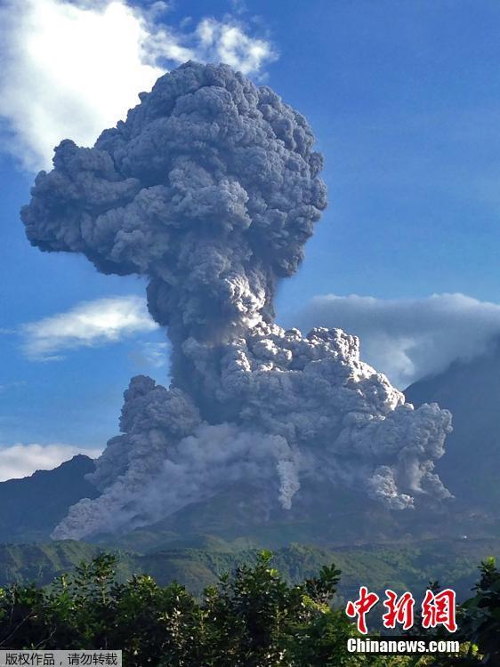 危地馬拉聖地亞古多火山噴發 火山灰噴涌而出