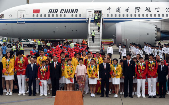 內地奧運精英代表團在港分享中華體育精神