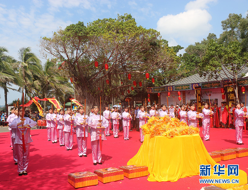 二月初二“三亞龍抬頭節”：萬人齊聚大小洞天祭海祈福