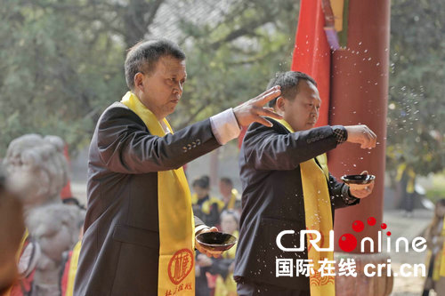 【河南原創 河南在線列表】全國百家媒體團探秘杜康  體驗千年酒祖文化