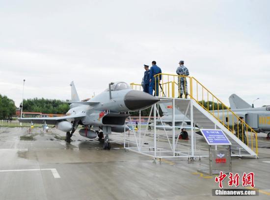 轟－6K、空警－500 走近中國空軍的“實力擔當”