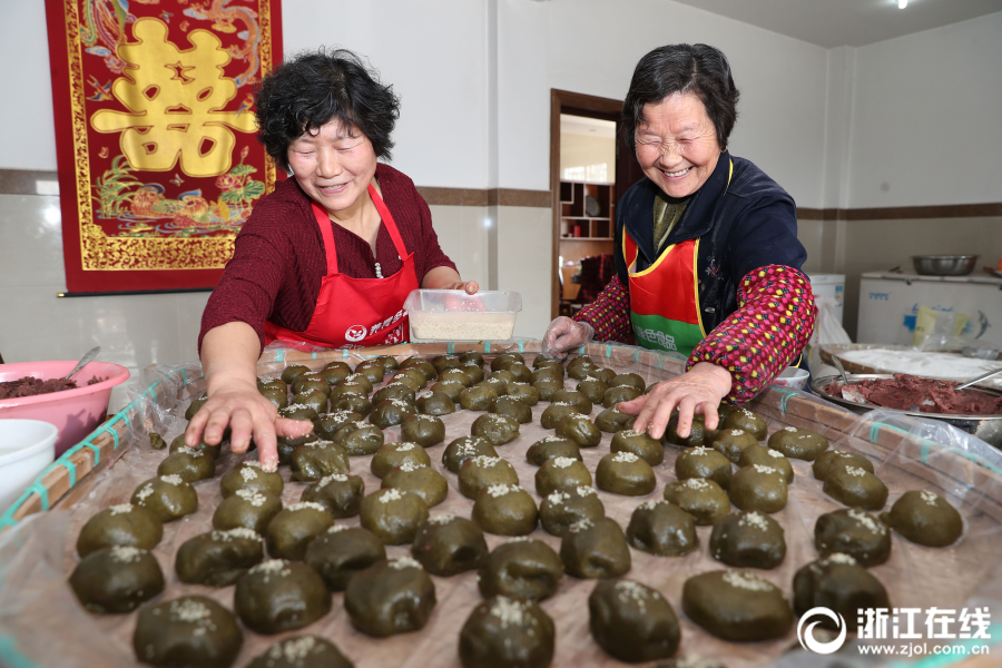 湖州德清：清明前後 芽麥園子俏