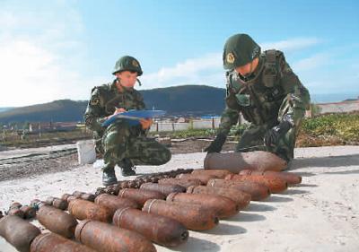 百餘侵華日軍遺留炮彈被銷毀 含炮彈139枚手雷23枚