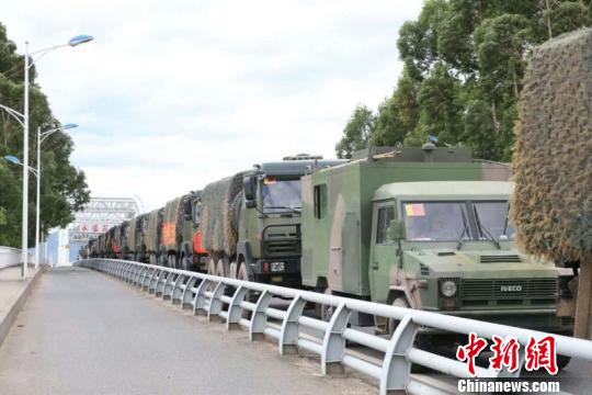 東部戰區2萬餘名官兵嚴陣以待抗擊超強颱風“莫蘭蒂”