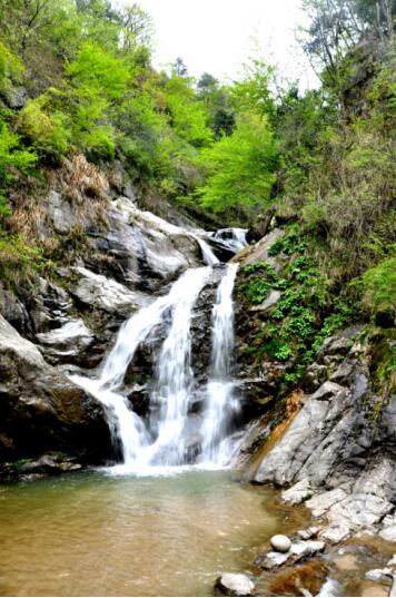 【汽車旅遊 第三張做圖片】宏泰集團挺進大別山 共築旅遊強省夢