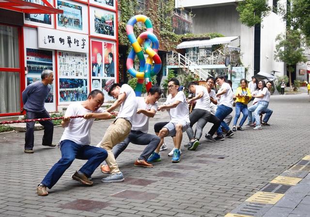 英邁思生日會居然被他們玩成了這樣？厲害了！