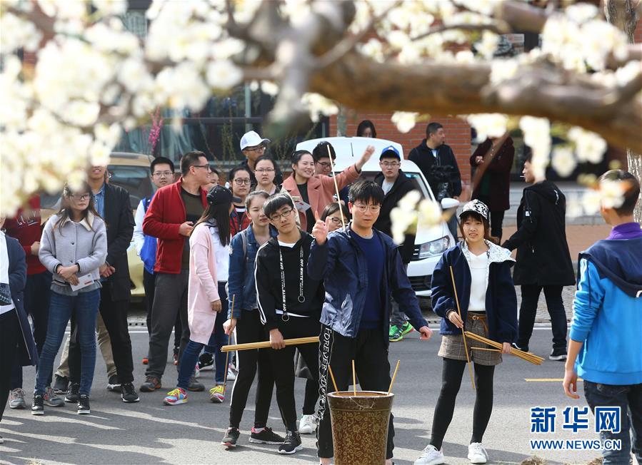 南開大學舉辦梨園春會