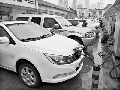 【汽車旅遊】新能源車主申報充電樁 供電公司免費裝