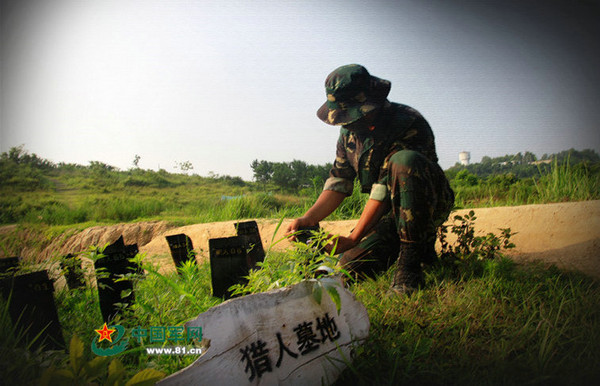 空軍新增46名"獵人":集訓前教員讓自挖"墓地"