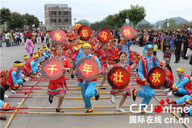 【唐已審】【供稿】【來賓】【焦點圖】【移動端—焦點圖】【八桂大地】來賓象州縣：壯歡山歌唱響“三月三”