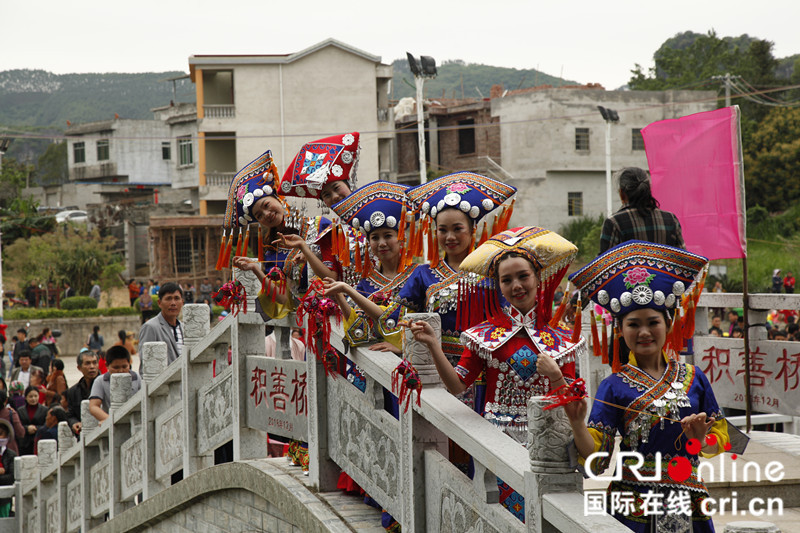 【唐已審】【供稿】【來賓】【焦點圖】【移動端—焦點圖】【八桂大地】來賓象州縣：壯歡山歌唱響“三月三”