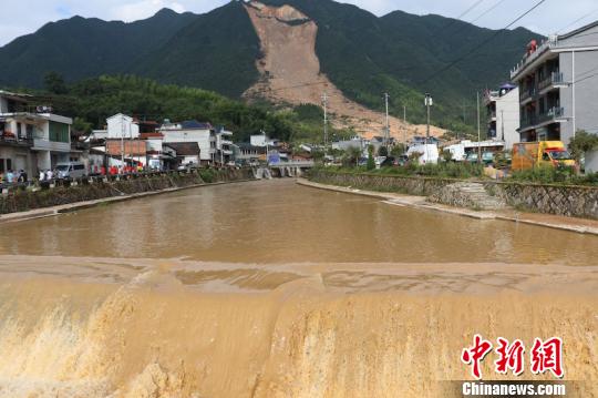 浙江遂昌山體滑坡遇難人數上升至15人 仍有12人失聯