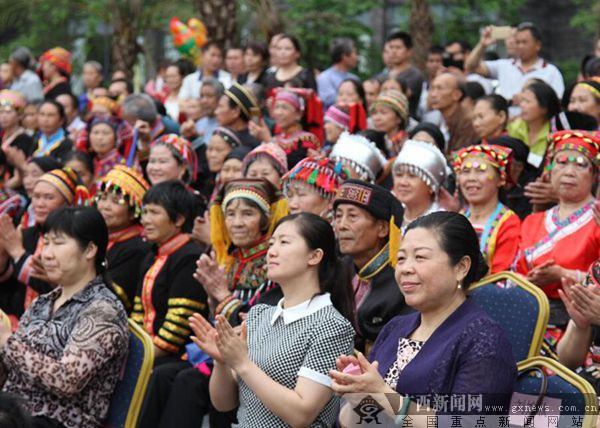 [焦點圖、八桂大地桂林、移動端、八桂大地]貓兒山首屆廣西山歌歌王爭霸賽　羅友軍獲一等獎