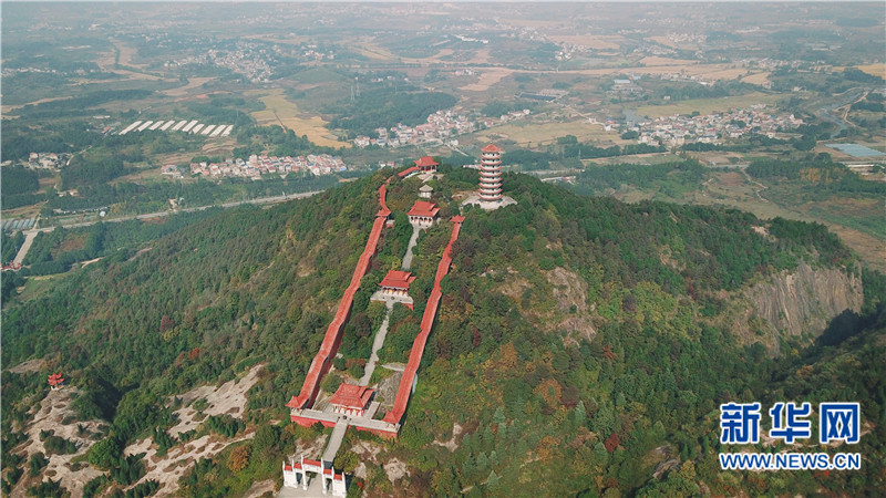 航拍湖北大冶雷山風景區 雷峰塔下感受億年火山奇觀