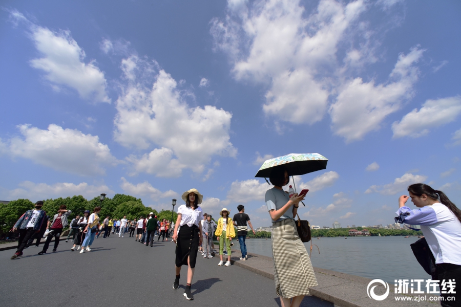 雨水離去 西湖晴歸