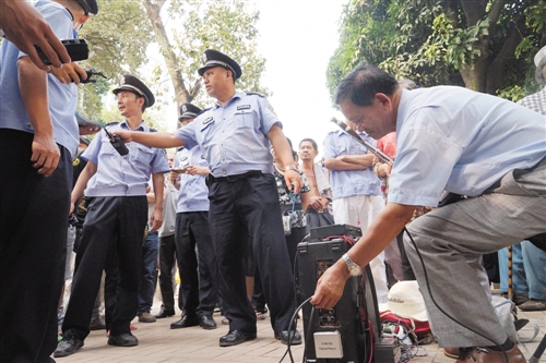 【八桂大地】【熱門文章】（首頁標題）"南寧朝陽降噪經驗"見成效引多方來取經（內容頁標題）如何減少噪聲擾民？"朝陽經驗"見成效引多方來取經