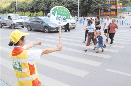 【八桂大地-圖文、八桂大地-南寧】成果：南寧市公交車、計程車文明禮讓率均達99.7%