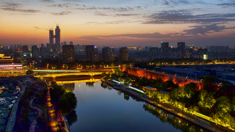 南京外秦淮河夜景照明亮燈 完整呈現南京夜印象