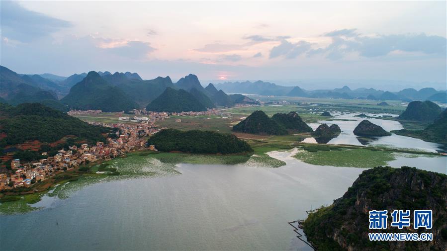 雲南普者黑：山水秀麗 美如畫卷