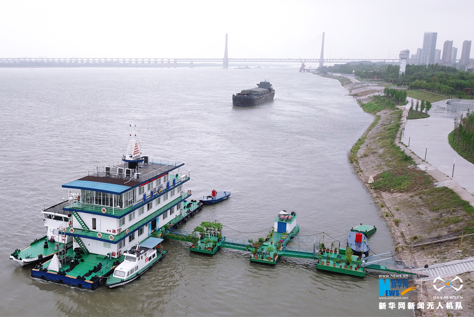 守護航標 照亮航程——航拍武漢天興洲航道維護基地