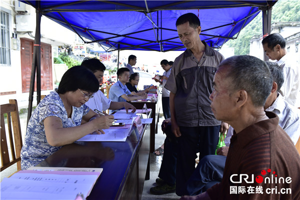 【供稿】【已過審】【移動端-標題列表】【八桂大地-河池】【八桂大地】【熱門文章】河池大化：以最佳效果解決群眾急需解決的問題