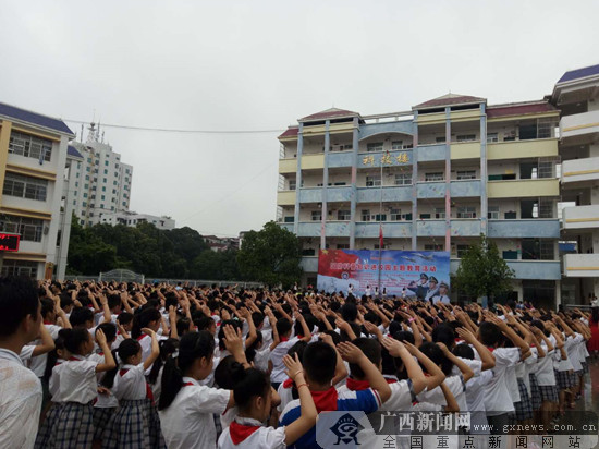 【八桂大地】（首頁標題）2018年國防科普知識進校園活動啟動（內容頁標題）2018年國防科普知識進校園主題教育活動啟動(圖)