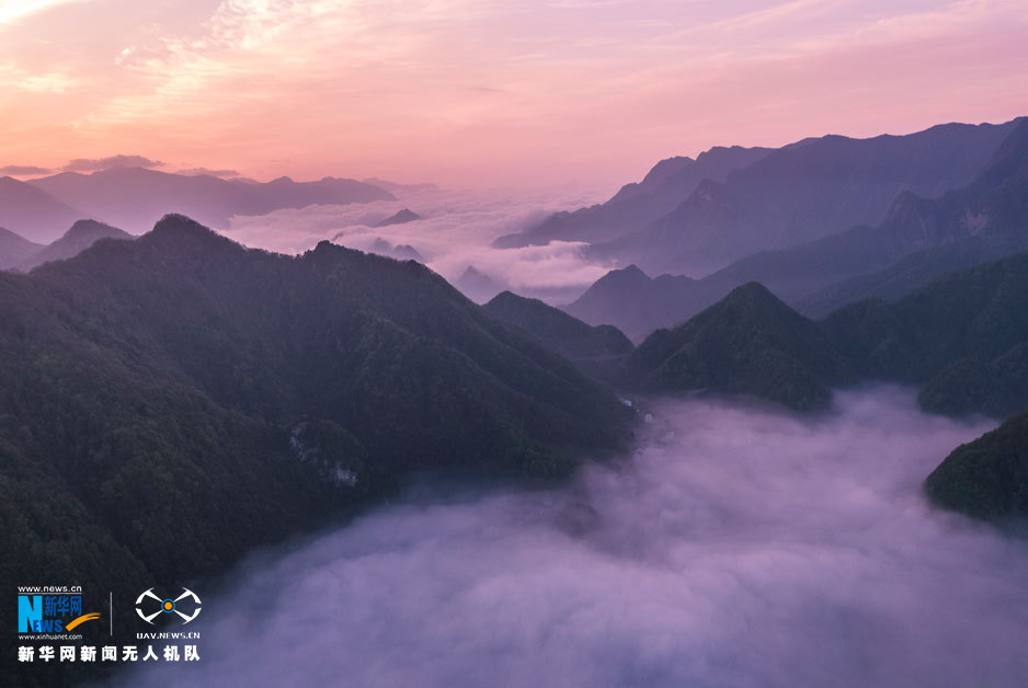 航拍神農架國家公園 驚現“上帝之淚”和雲海佛光奇景